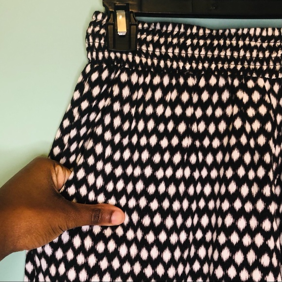 Patterned B&W Bottoms - Picture 3 of 6
